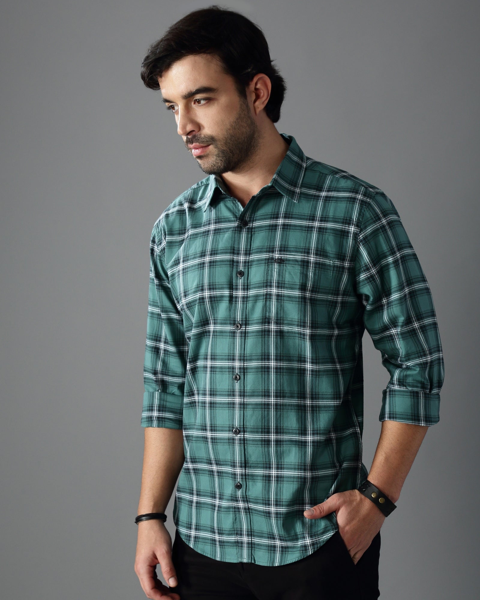 Green Slim fit Checks Casual Shirt