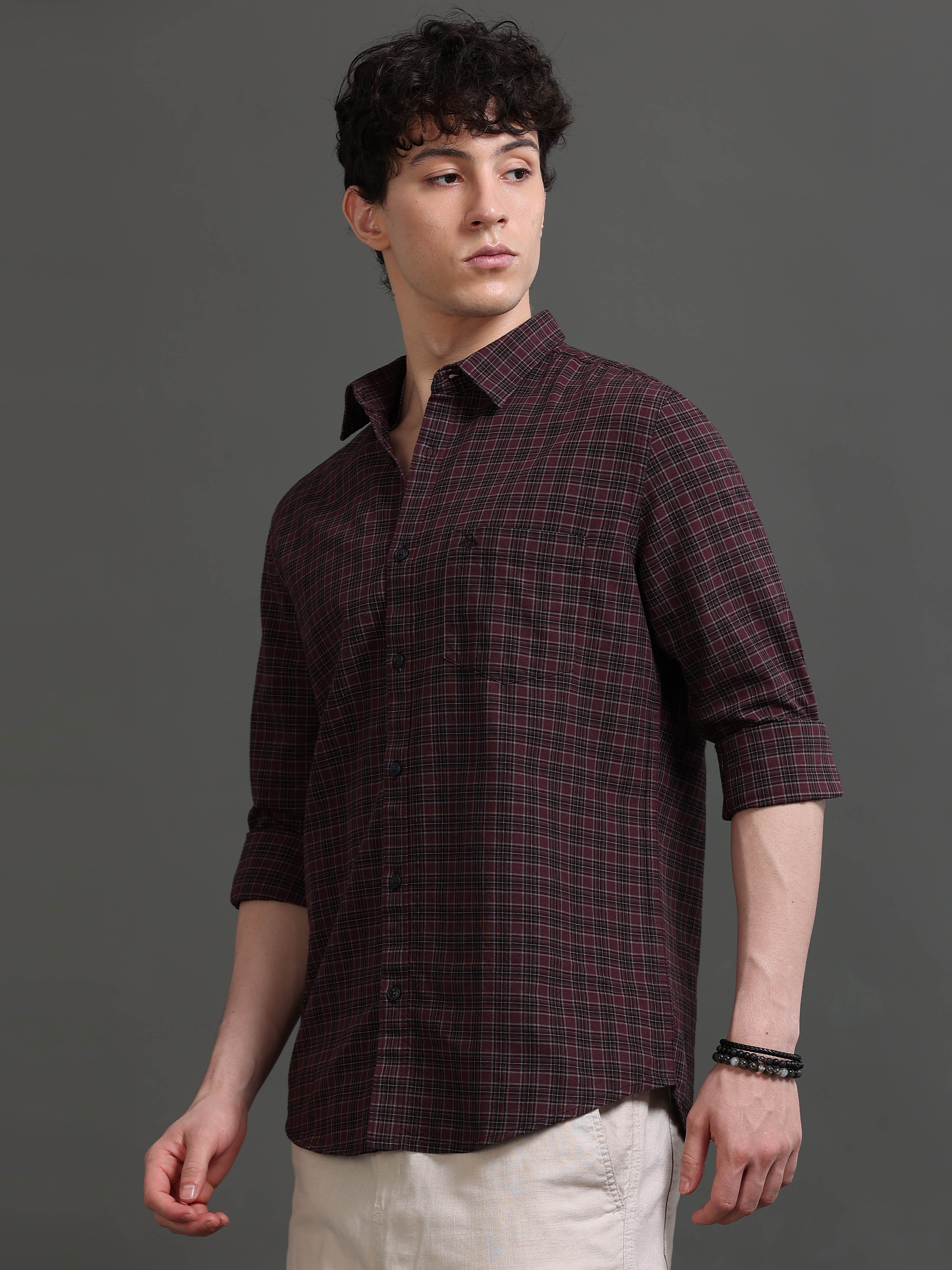 Men Smart Slim Fit Checked Casual Shirt