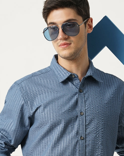 Men Regular Fit Seersucker Shirt