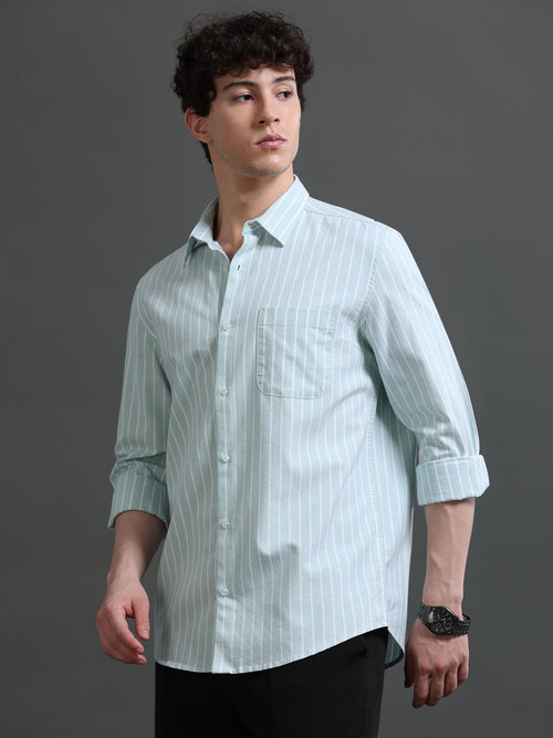 Men Smart Slim Fit Striped Casual Shirt