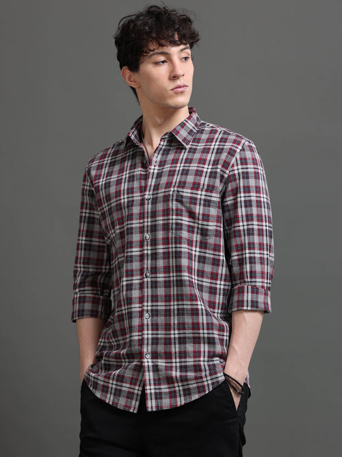 Men Smart Slim Fit Checked Casual Shirt