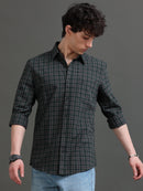 Men Smart Slim Fit Checked Casual Shirt