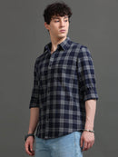 Men Smart Slim Fit Checked Casual Shirt