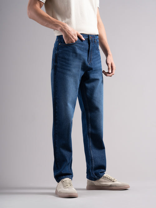 Men Smart Slim Fit Mid-Rise Light Fade Jeans