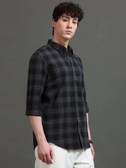 Men Smart Slim Fit Checked Casual Shirt