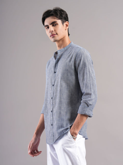 Men Smart Slim Fit Striped Casual Shirt