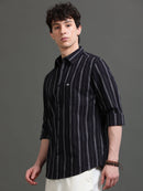 Men Smart Slim Fit Striped Casual Shirt