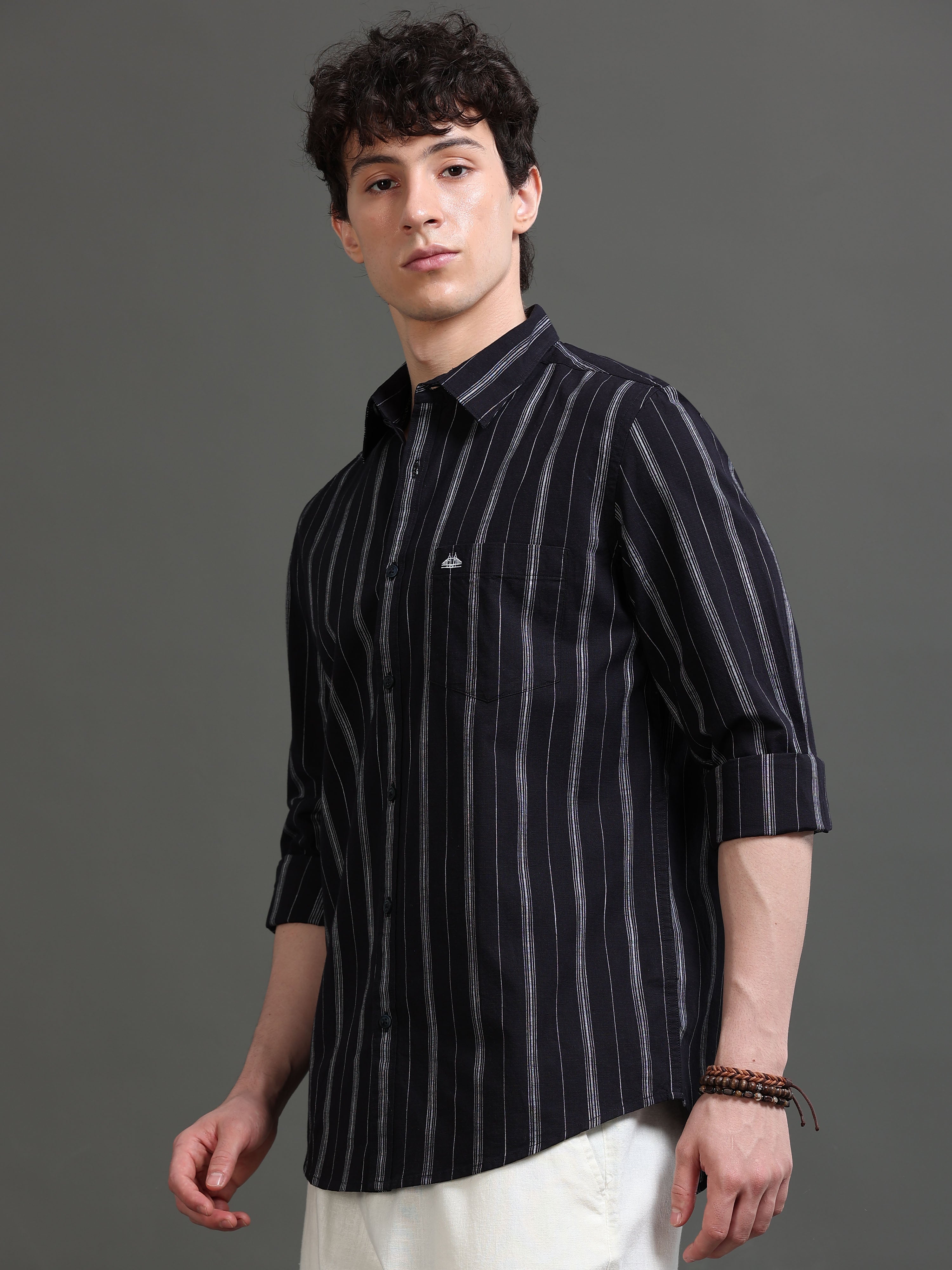 Men Smart Slim Fit Striped Casual Shirt