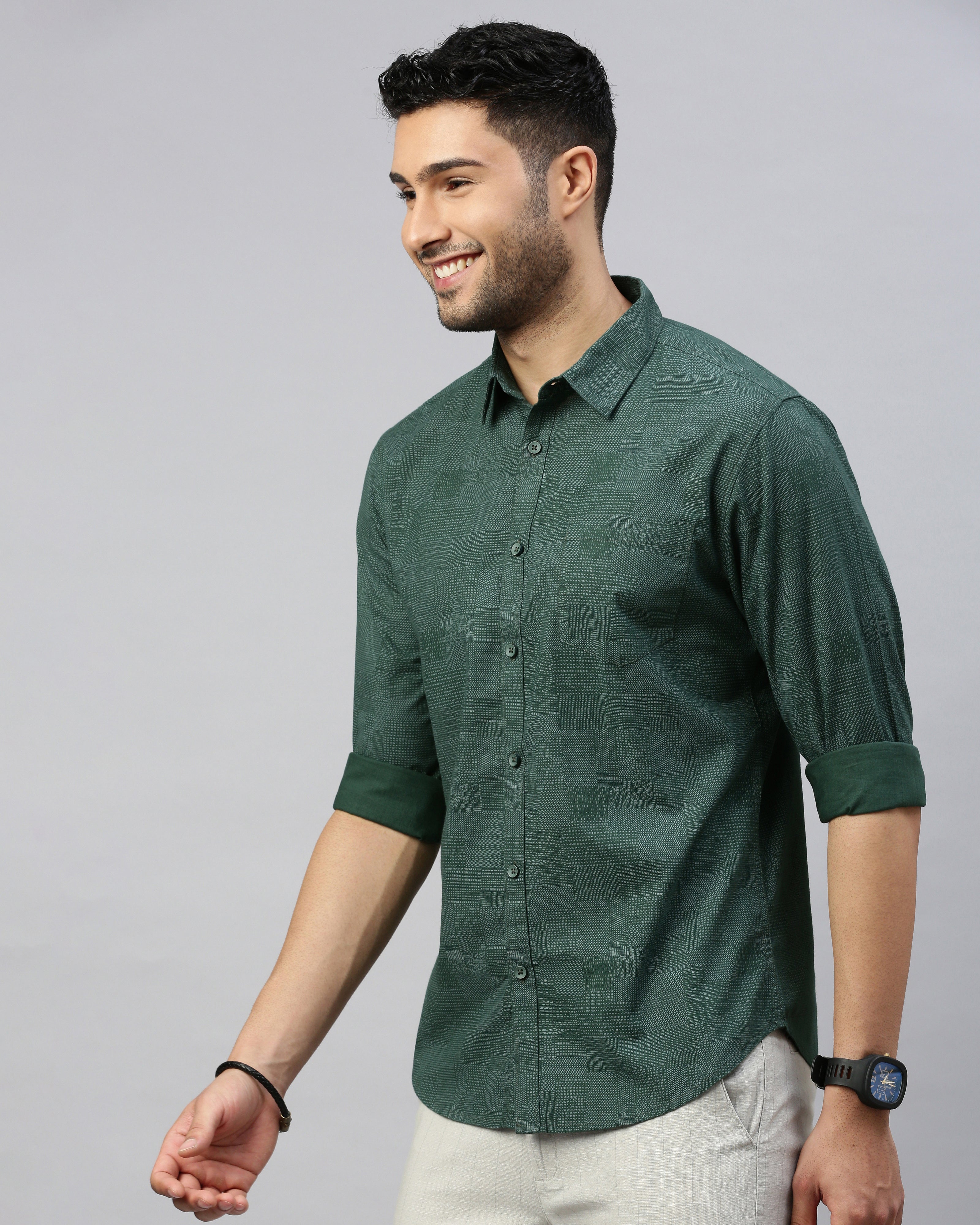 Men Standard Slim Fit Opaque Casual Shirt