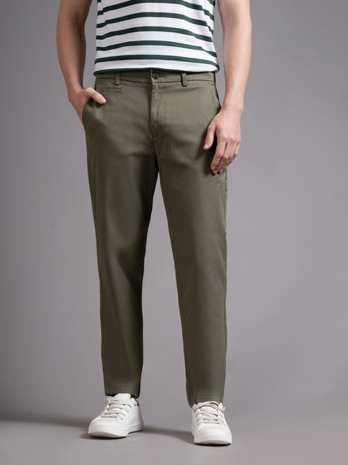 Men Smart Slim Fit Mid-Rise Chinos Trousers