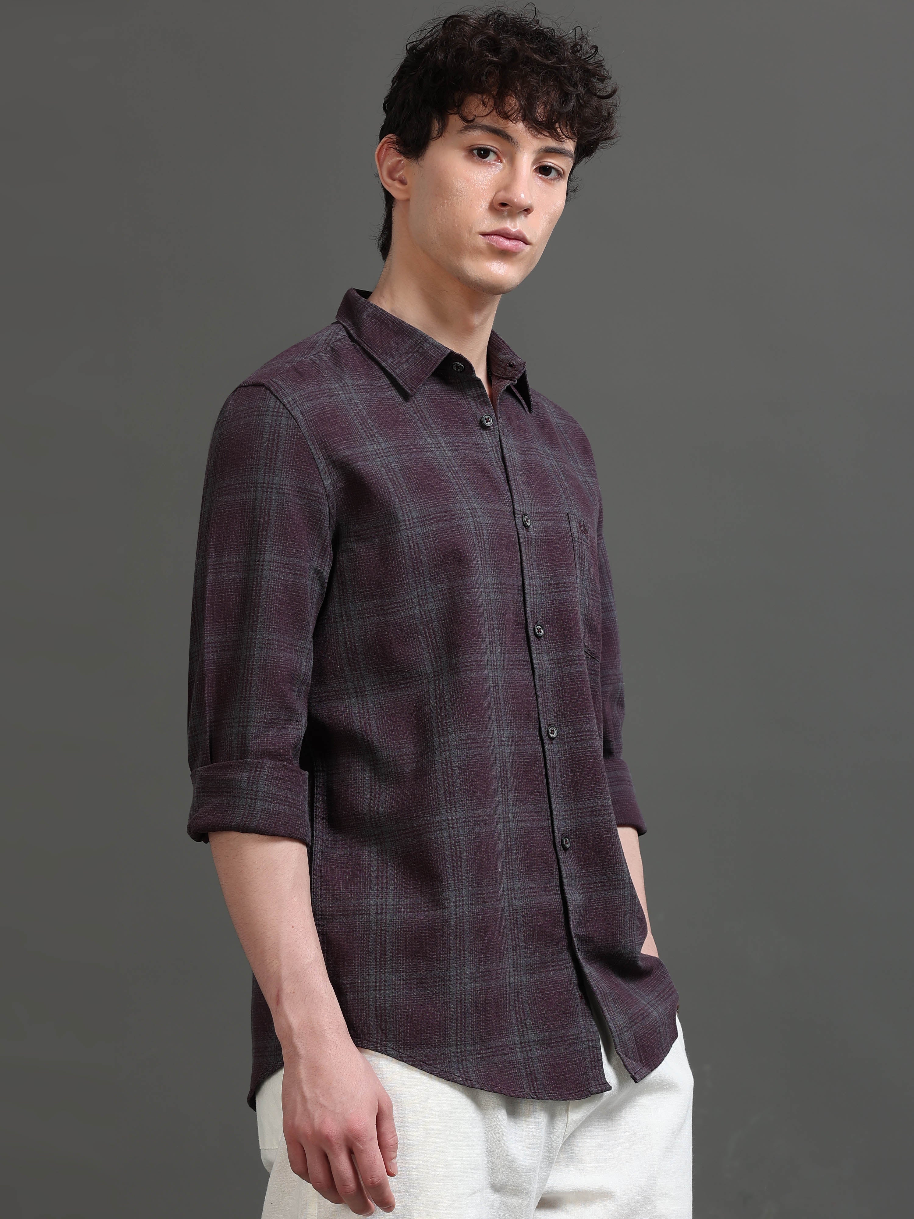 Men Smart Slim Fit Checked Casual Shirt
