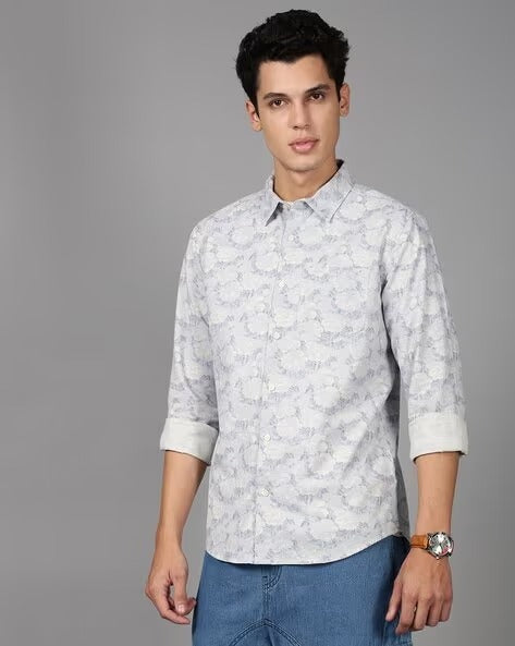Men Floral Print Slim Fit Shirt with Patch Pocket