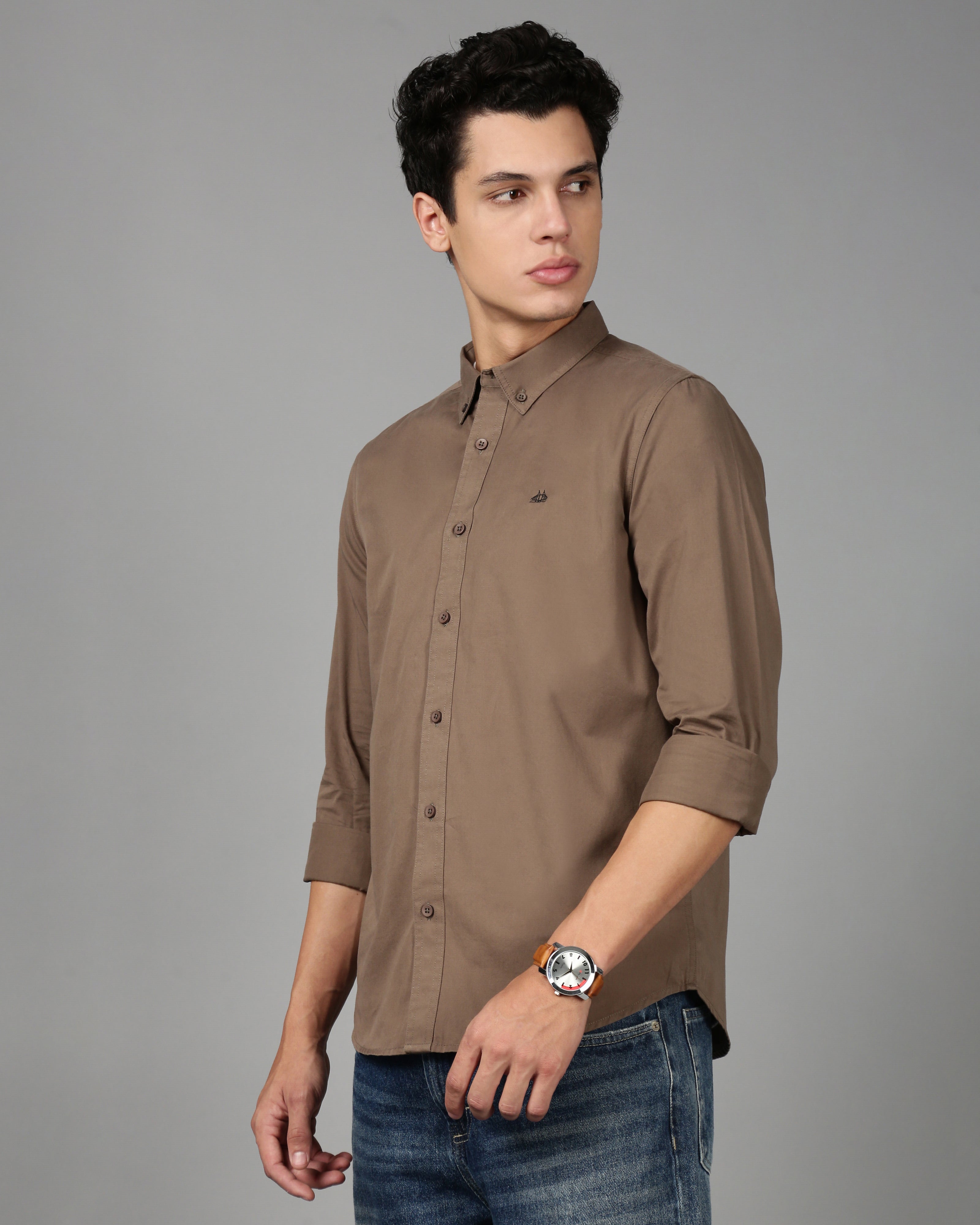 Men Smart Slim Fit Solid Button-Down Collar Cotton Casual Shirt
