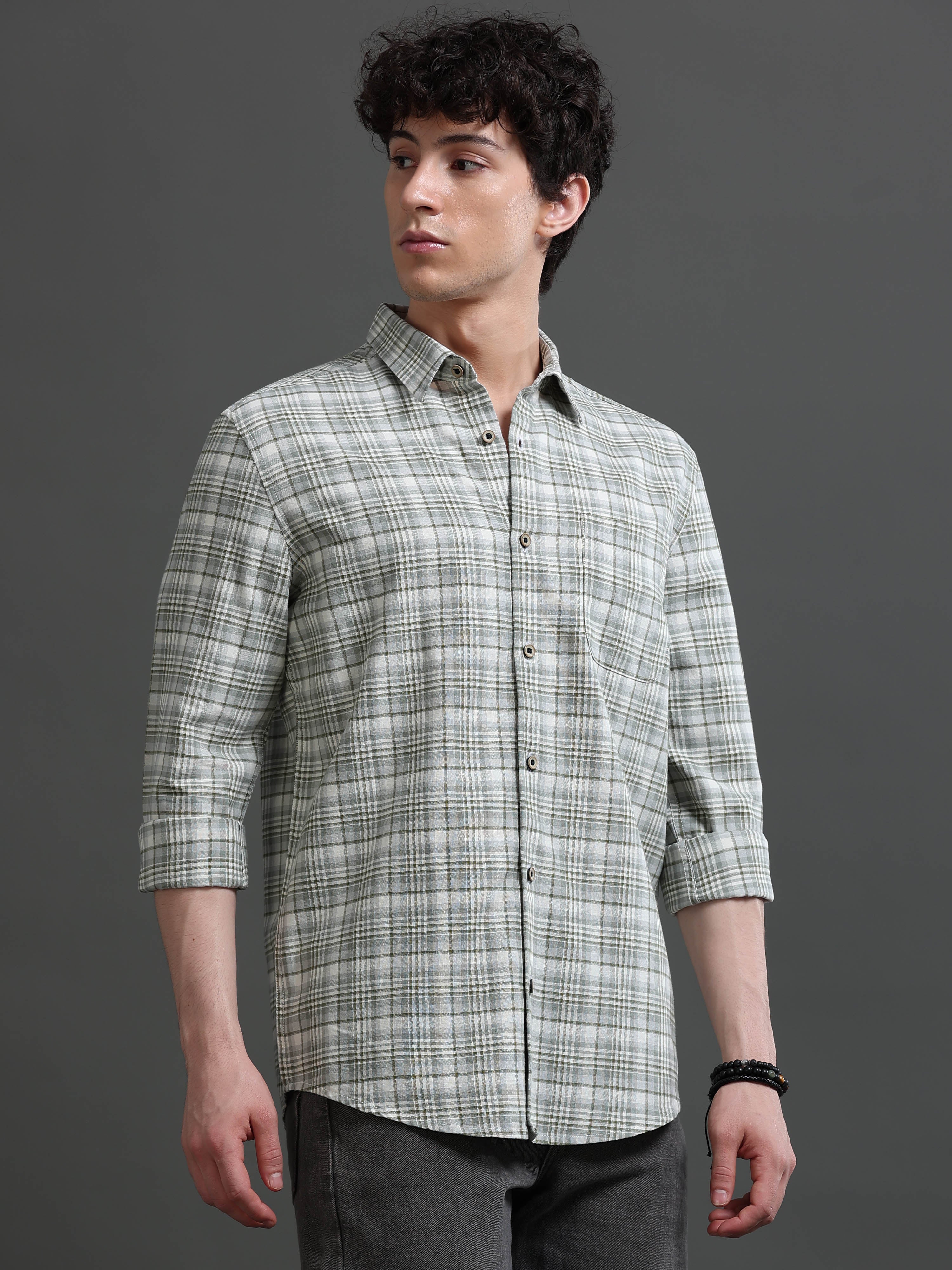 Men Smart Slim Fit Checked Casual Shirt