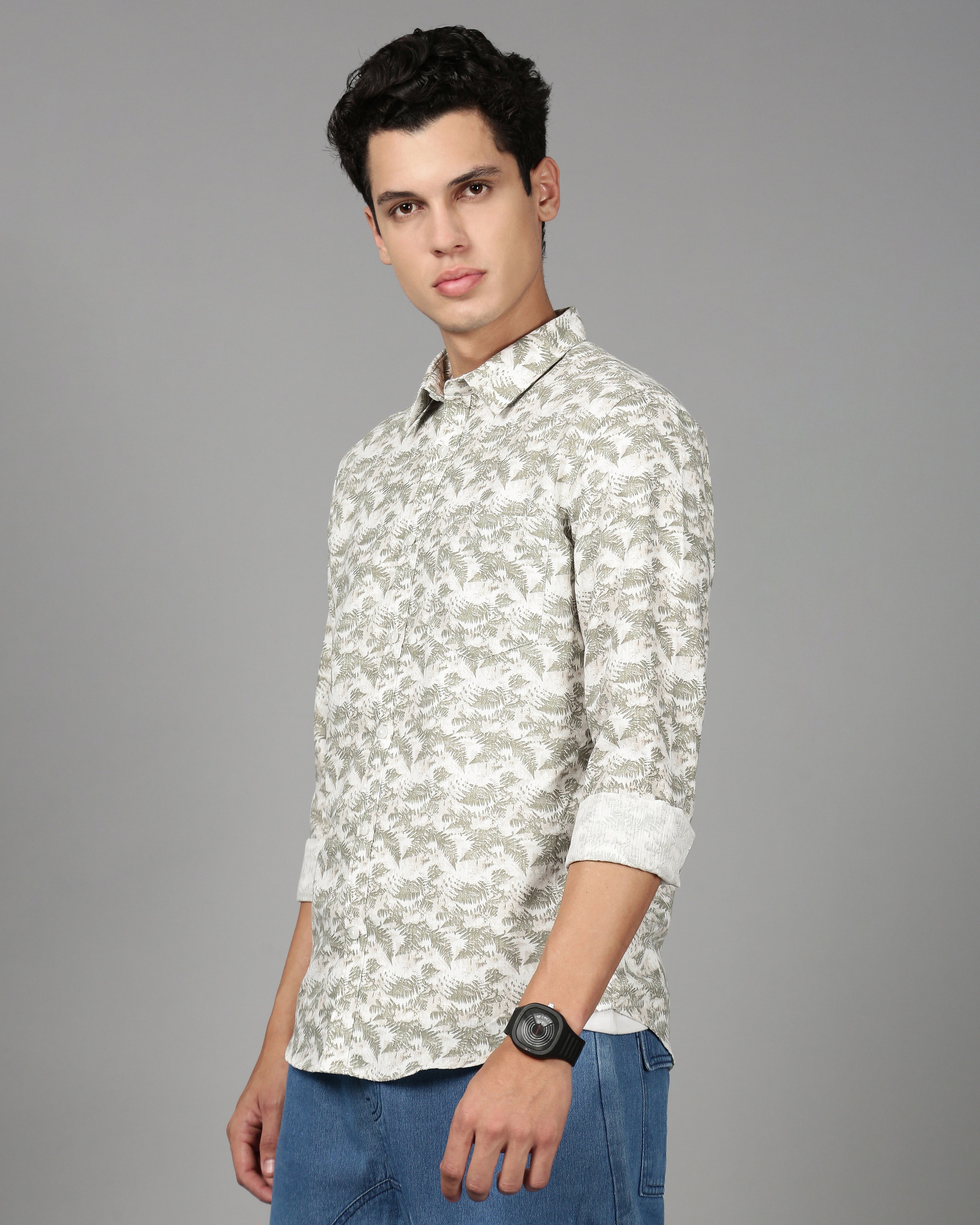 Men Smart Slim Fit Floral Printed Spread Collar Cotton Casual Shirt