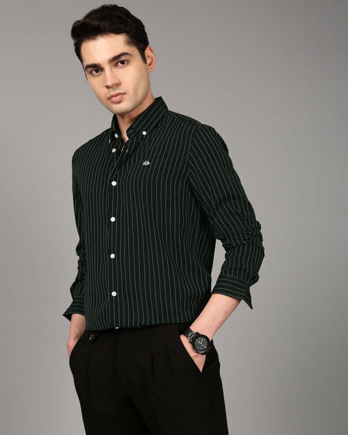 Comfort Slim Fit Vertical Striped Button-Down Collar Casual Shirt