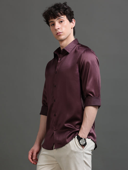 Spread Collar Smart Slim Fit Casual Shirt