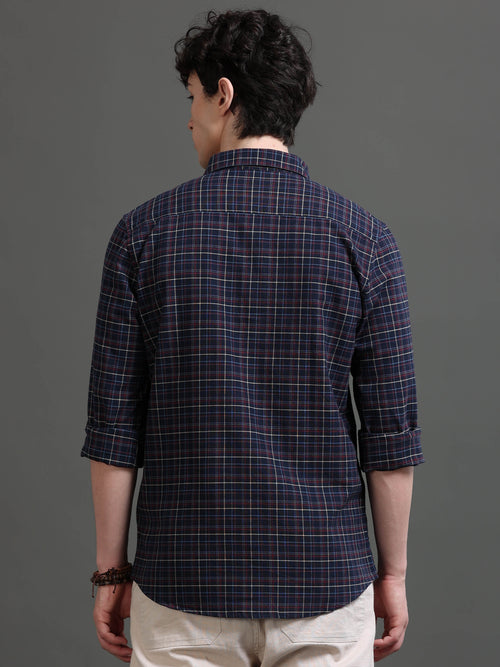 Men Smart Slim Fit Checked Casual Shirt