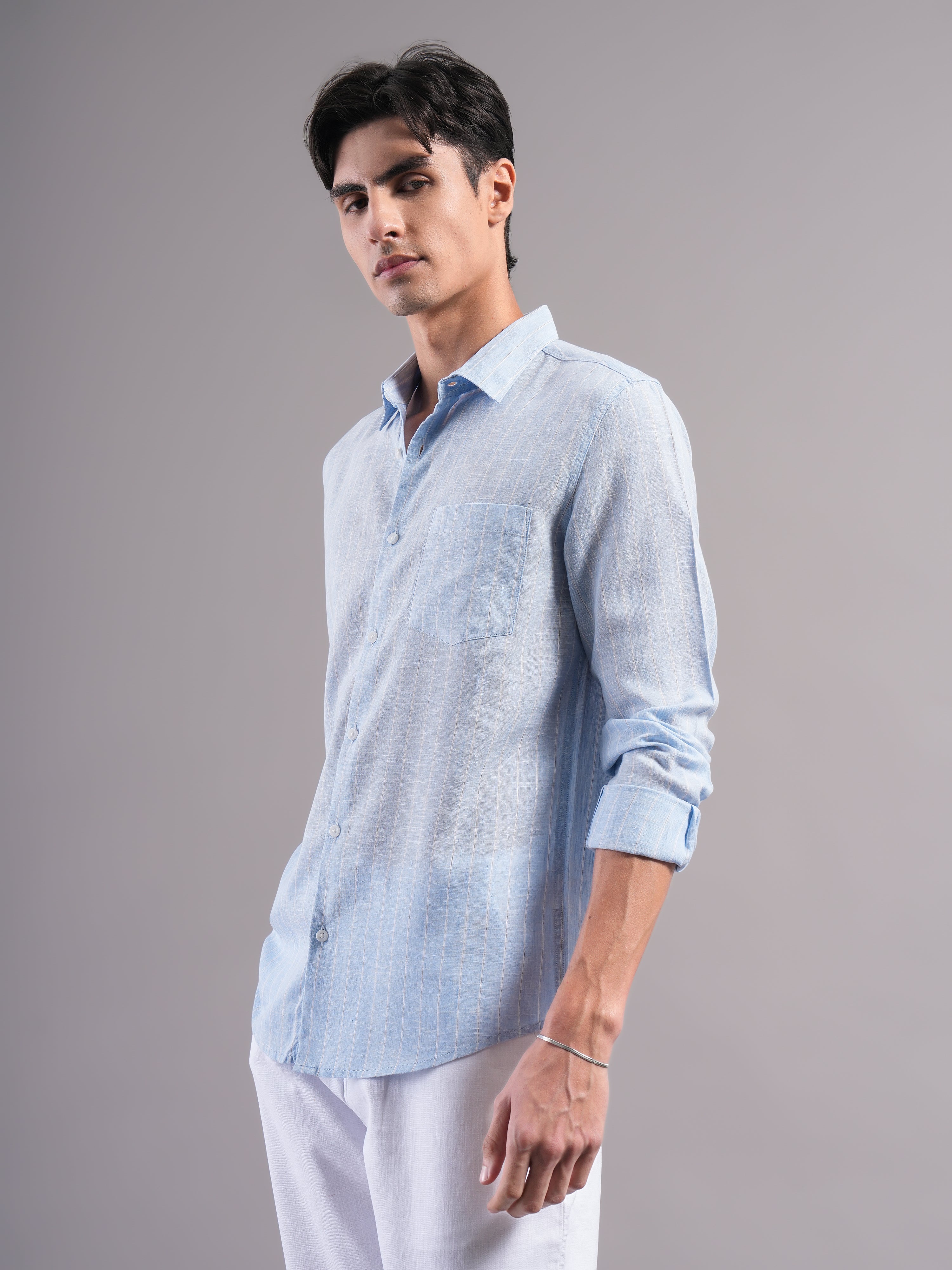 Men Smart Slim Fit Striped Casual Shirt