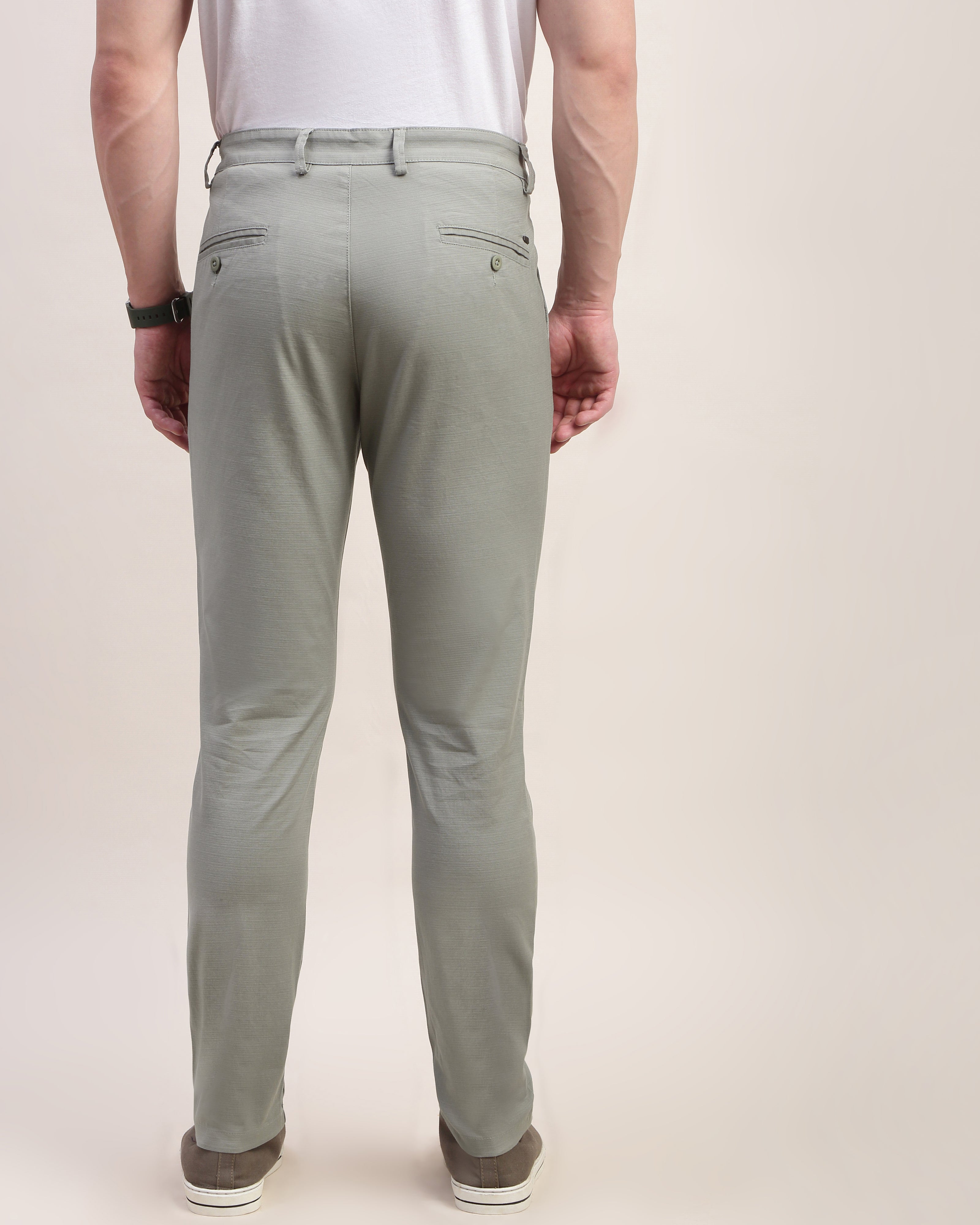 Men Comfort Slim Fit Low-Rise Chinos