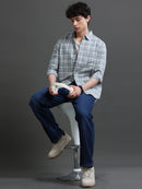 Men Smart Slim Fit Checked Casual Shirt