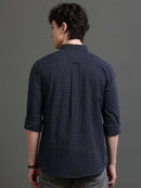 Men Smart Slim Fit Checked Casual Shirt