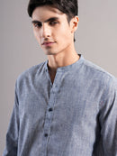 Men Smart Slim Fit Striped Casual Shirt