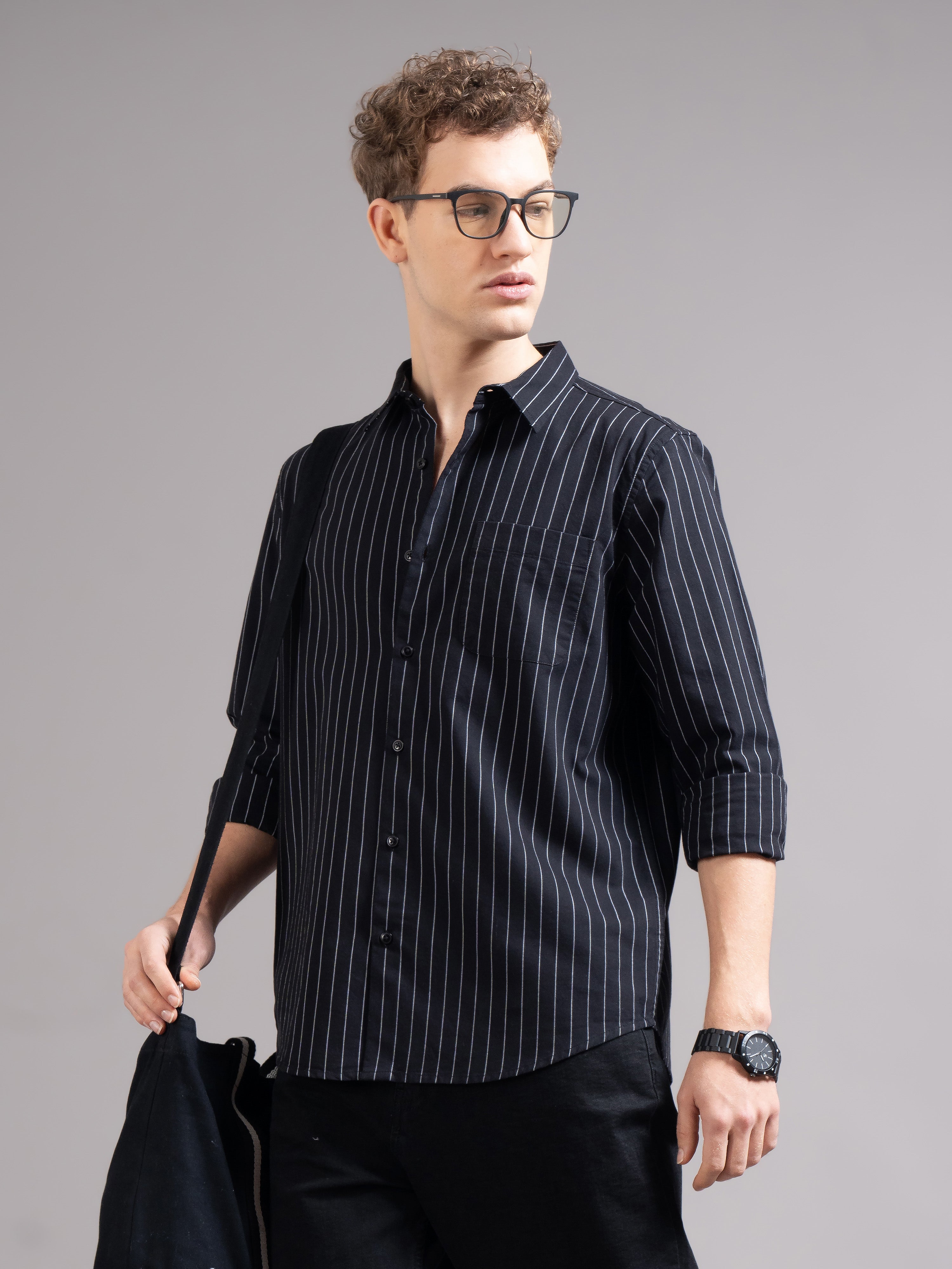 Smart Slim Fit Vertical Striped Spread Collar Cotton Casual Shirt