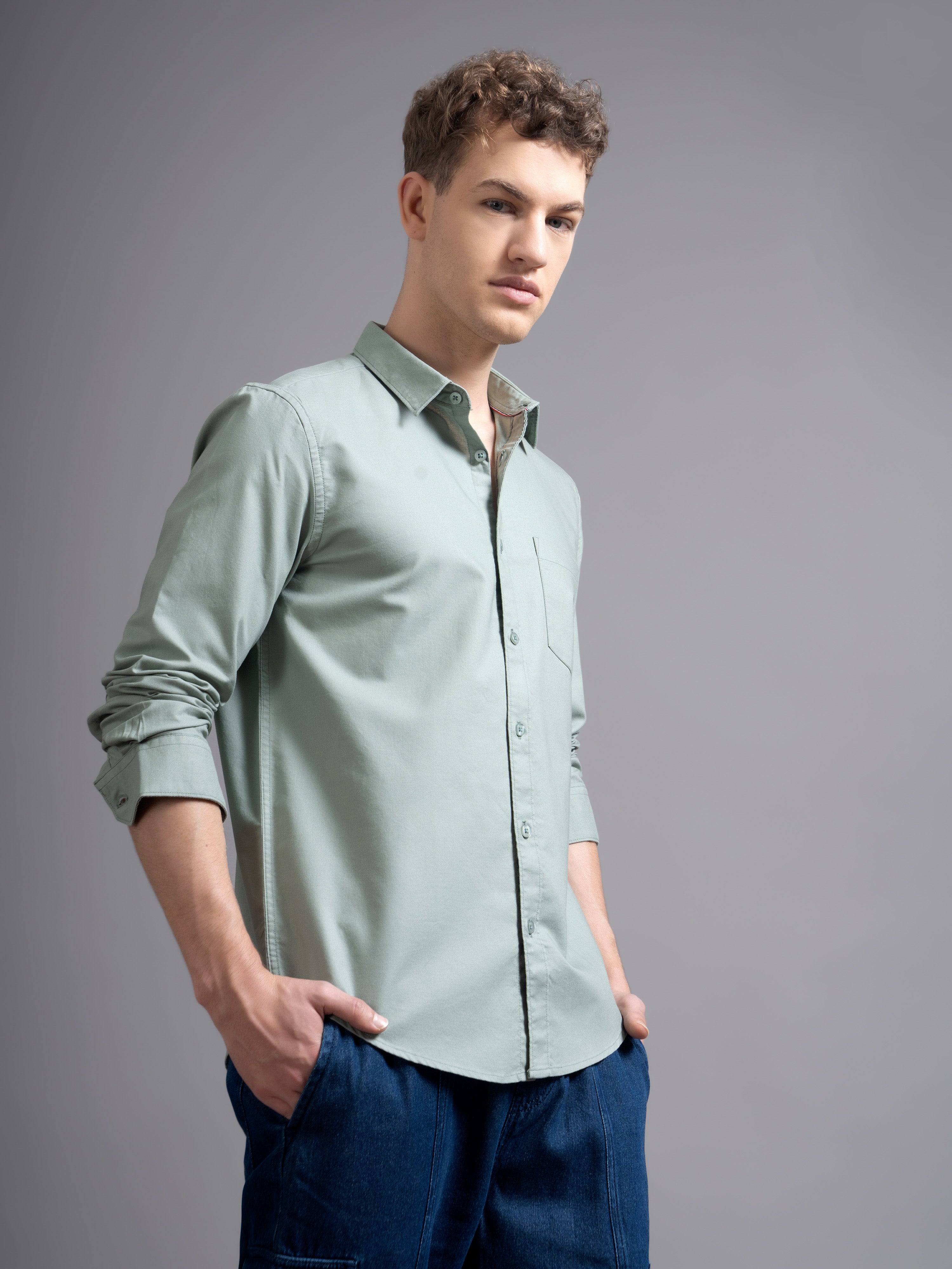 Men Smart Slim Fit Casual Shirt