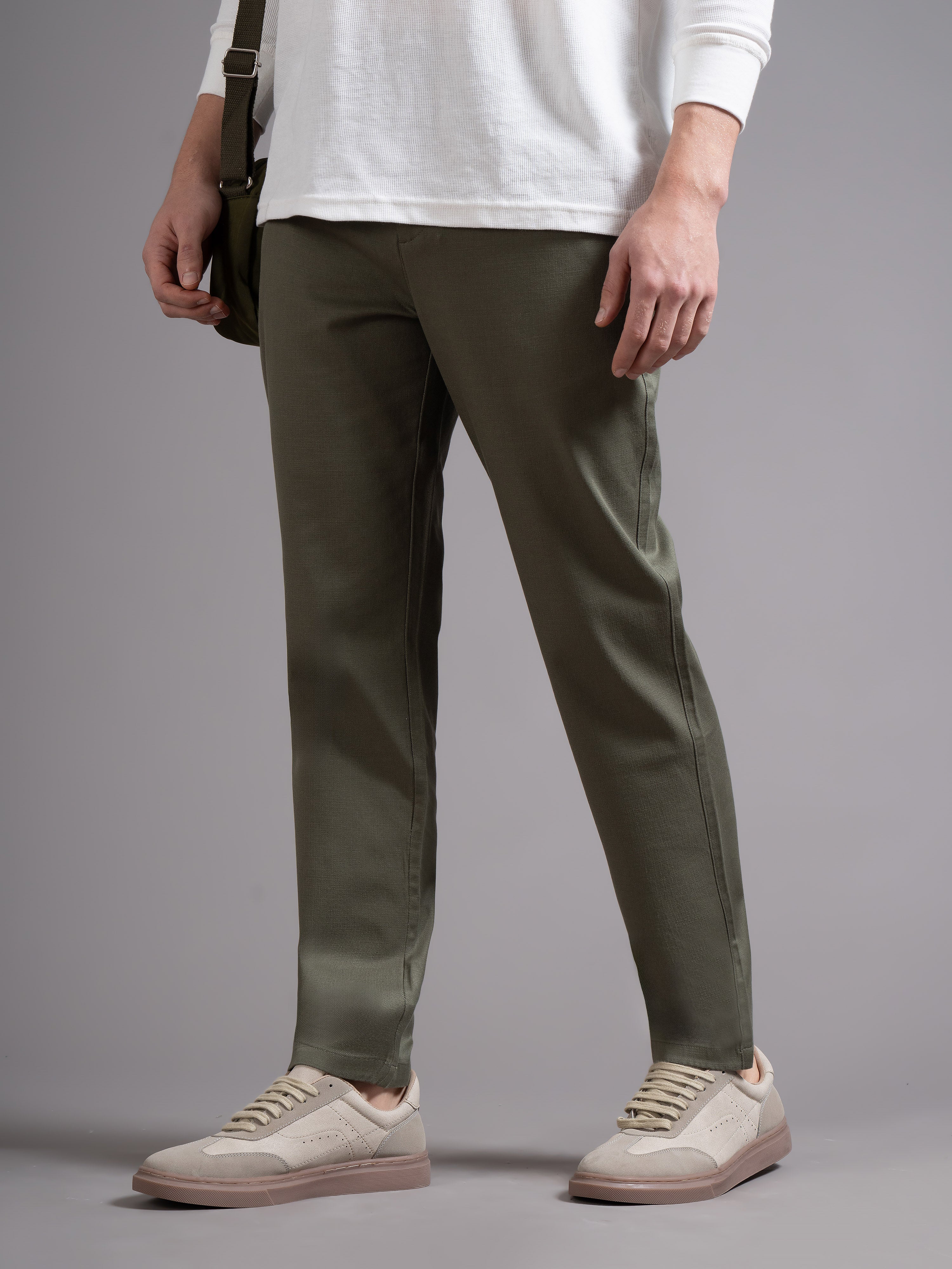 Men Slim Fit Low-Rise Chinos