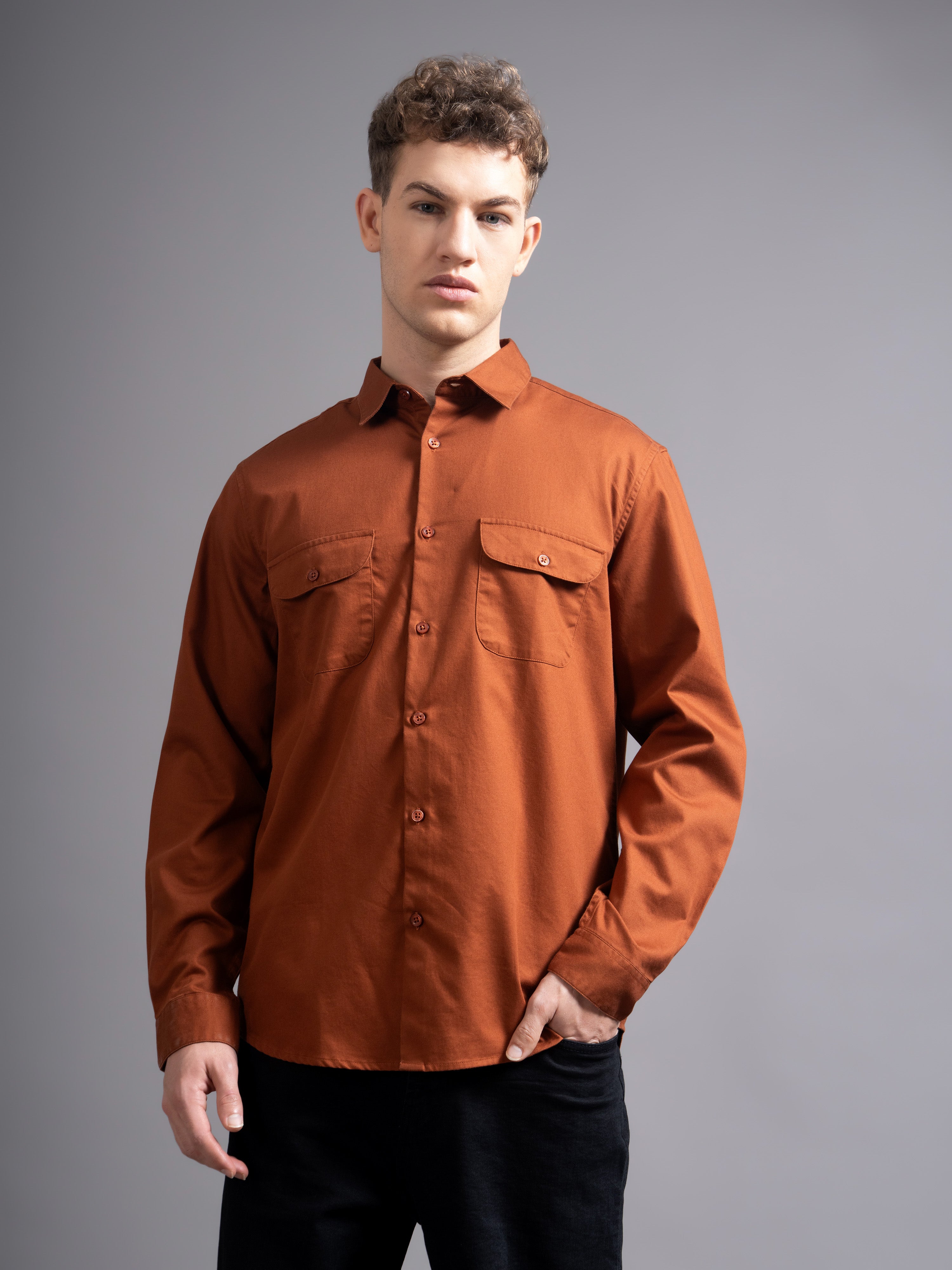 Men Smart Fit Solid Spread Collar Cotton Casual Shirt