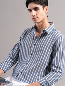 Men Smart Slim Fit Striped Casual Shirt