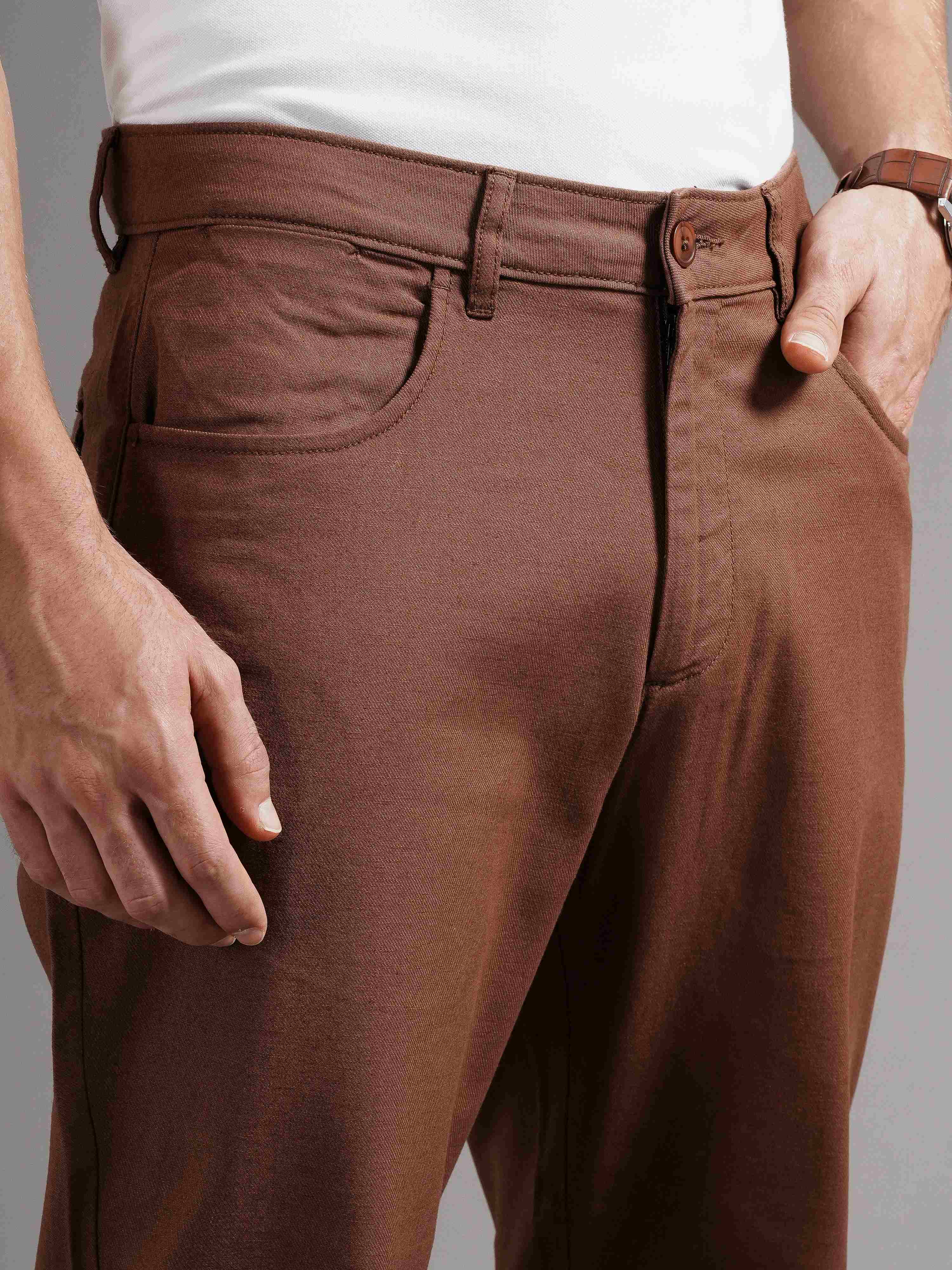 Men Tailored Low-Rise Trousers