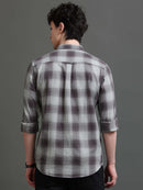 Men Smart Slim Fit Checked Casual Shirt