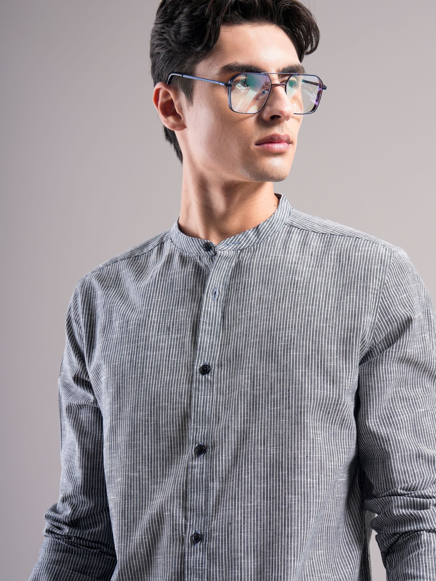 Men Smart Slim Fit Striped Casual Shirt