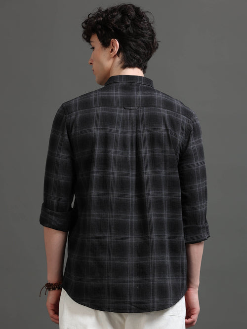 Men Smart Slim Fit Checked Casual Shirt