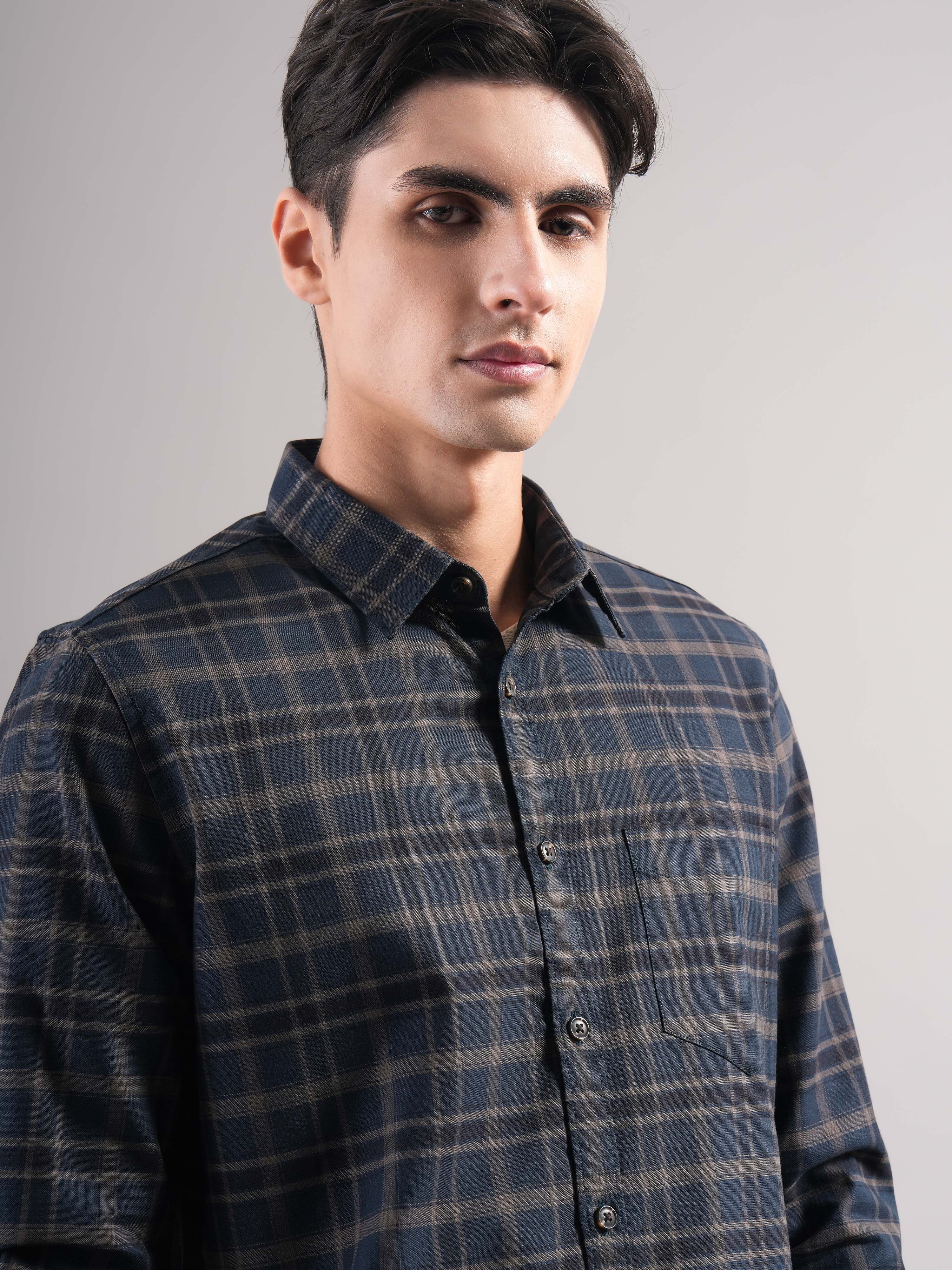 Men's Checks Shirt