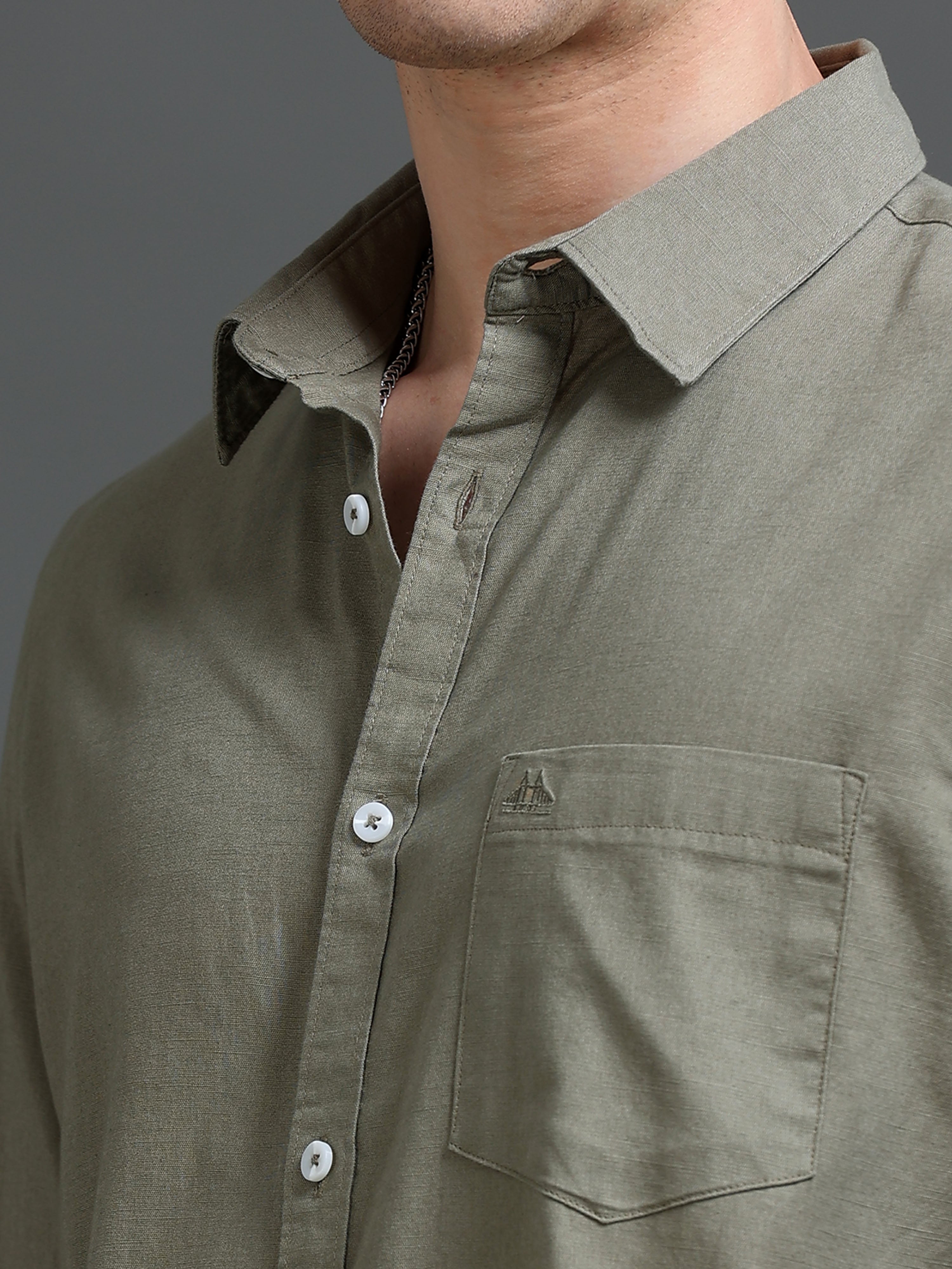 Men's Slub Slim Fit Solid Shirt