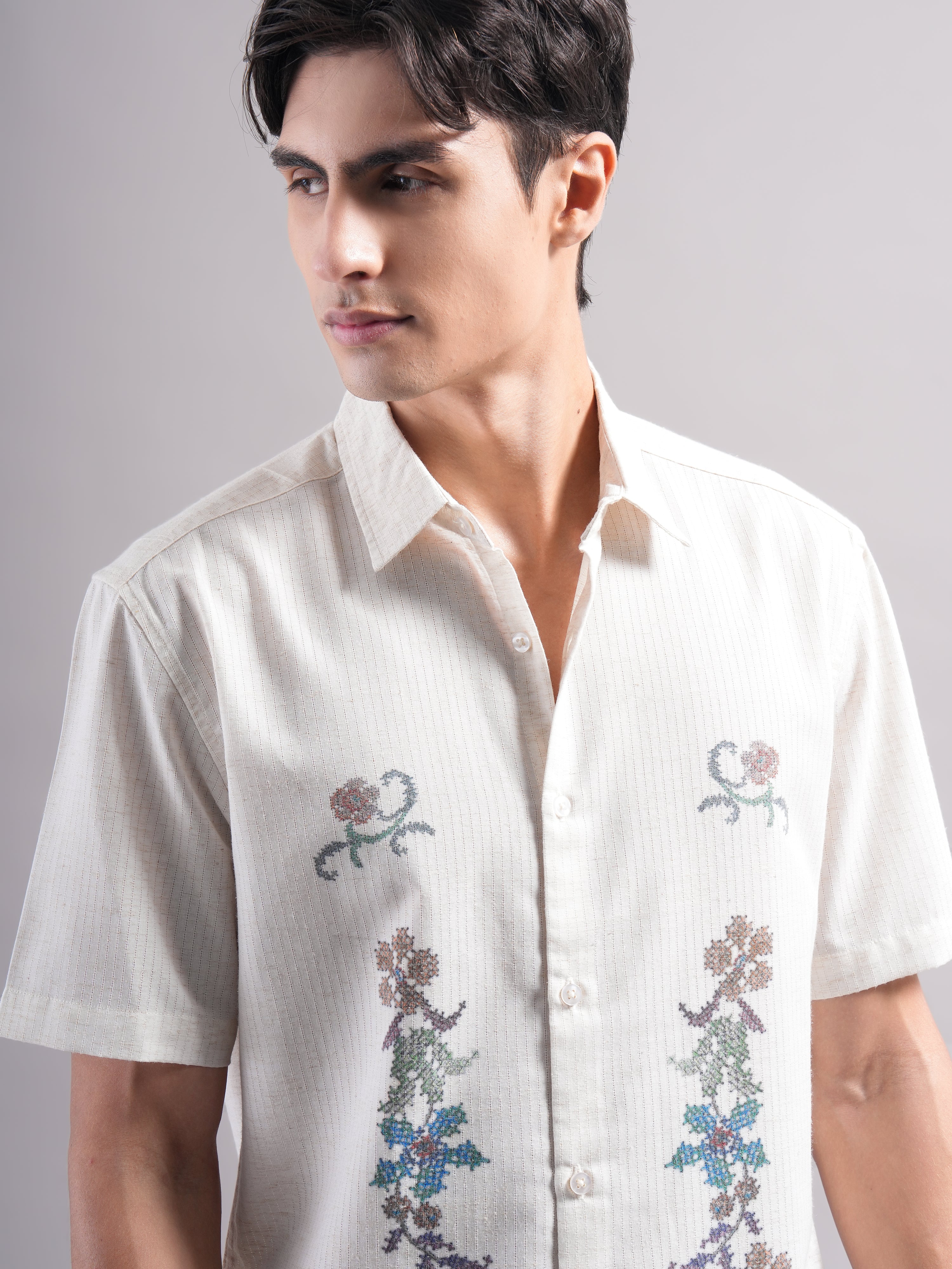 Men Smart Floral Printed Casual Shirt