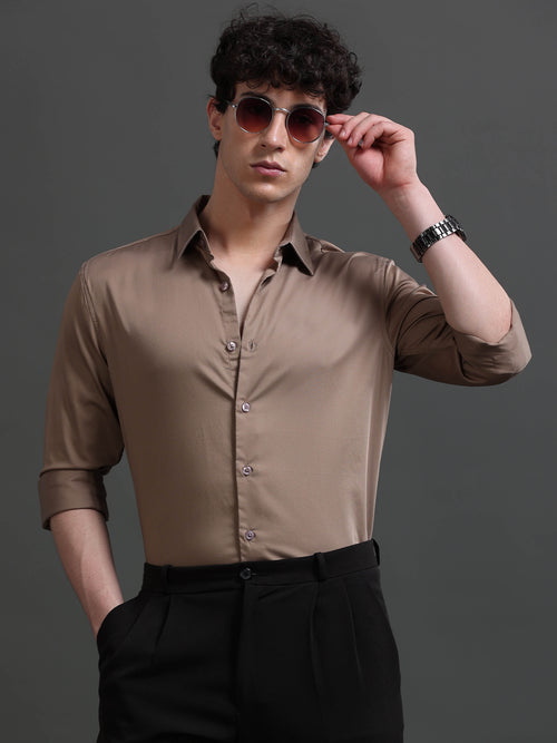 Men Smart Slim Fit Semiformal Shirt
