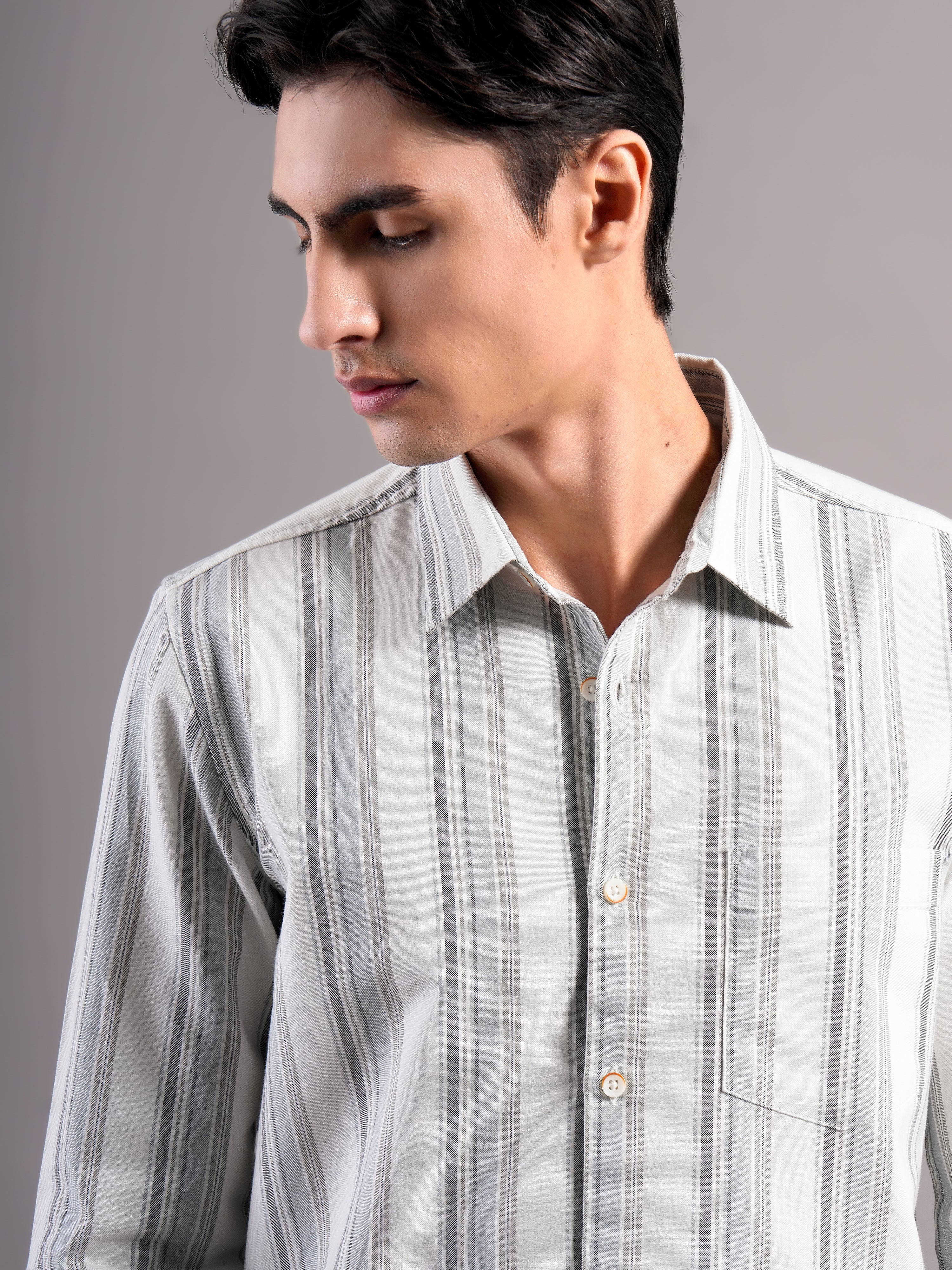 Men Smart Slim Fit Striped Casual Shirt