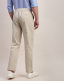 Men Comfort Straight Fit Mid-Rise Chinos Trouser