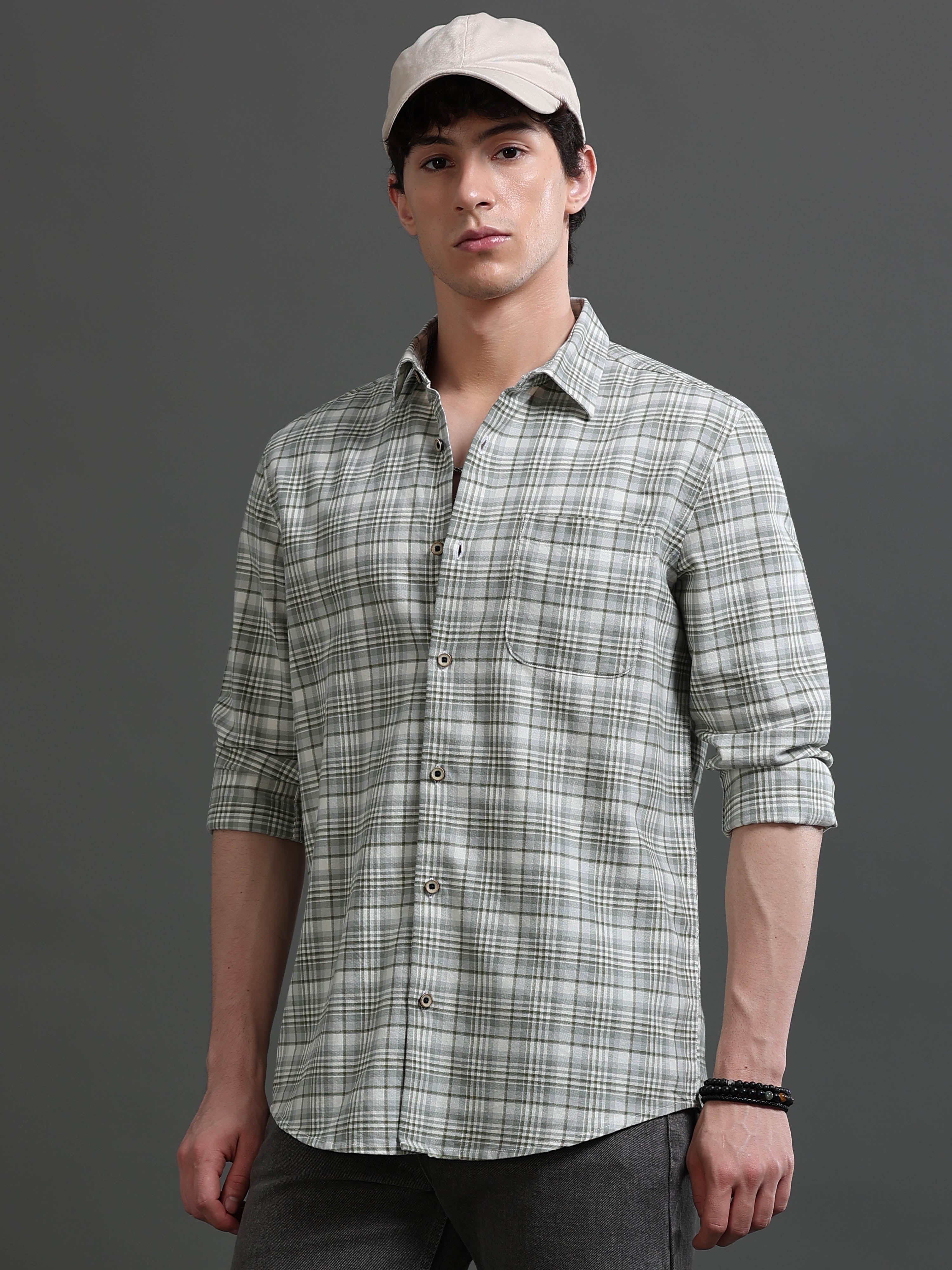 Men Smart Slim Fit Checked Casual Shirt