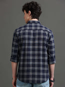 Men Smart Slim Fit Checked Casual Shirt