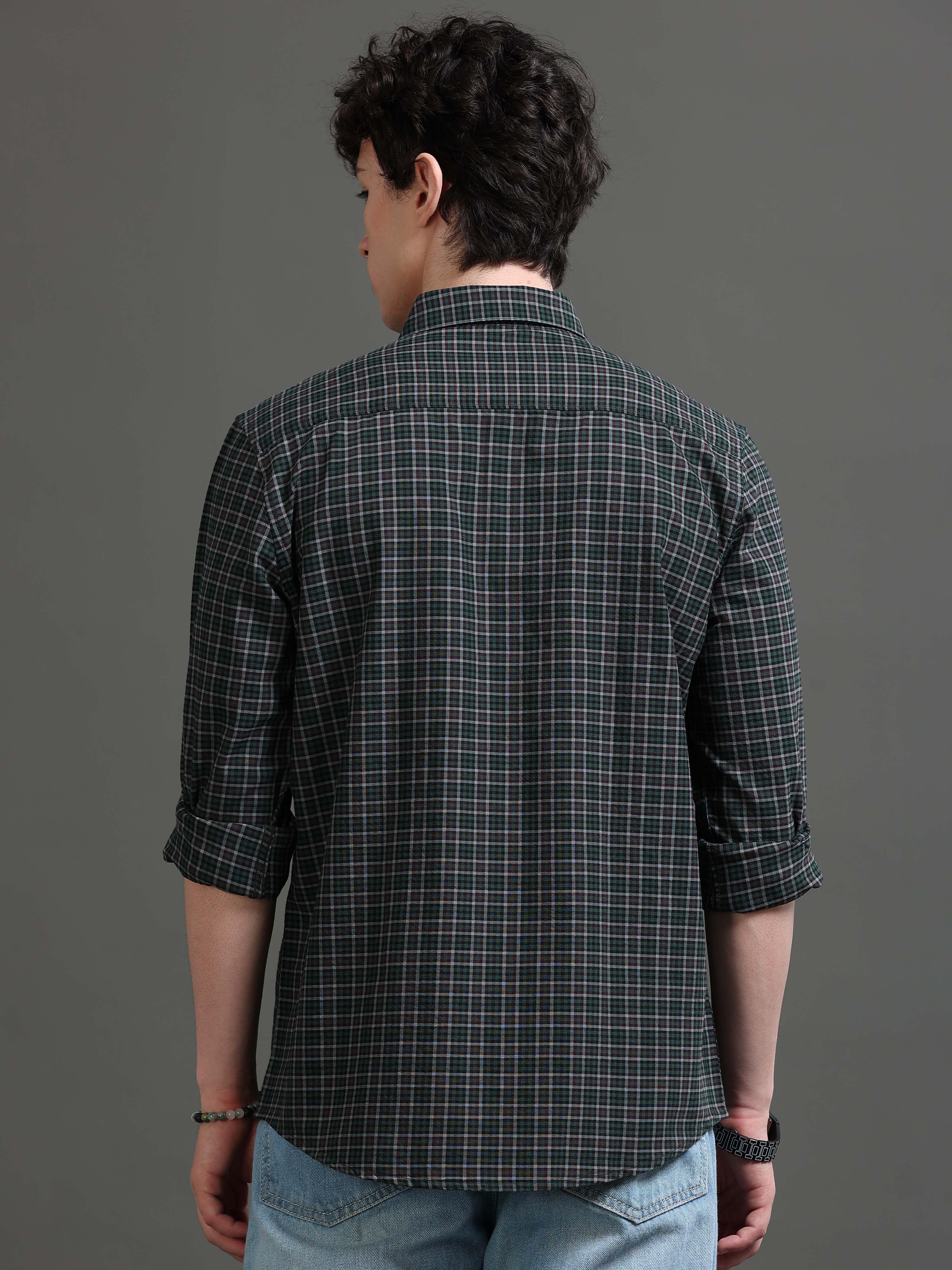 Men Smart Slim Fit Checked Casual Shirt
