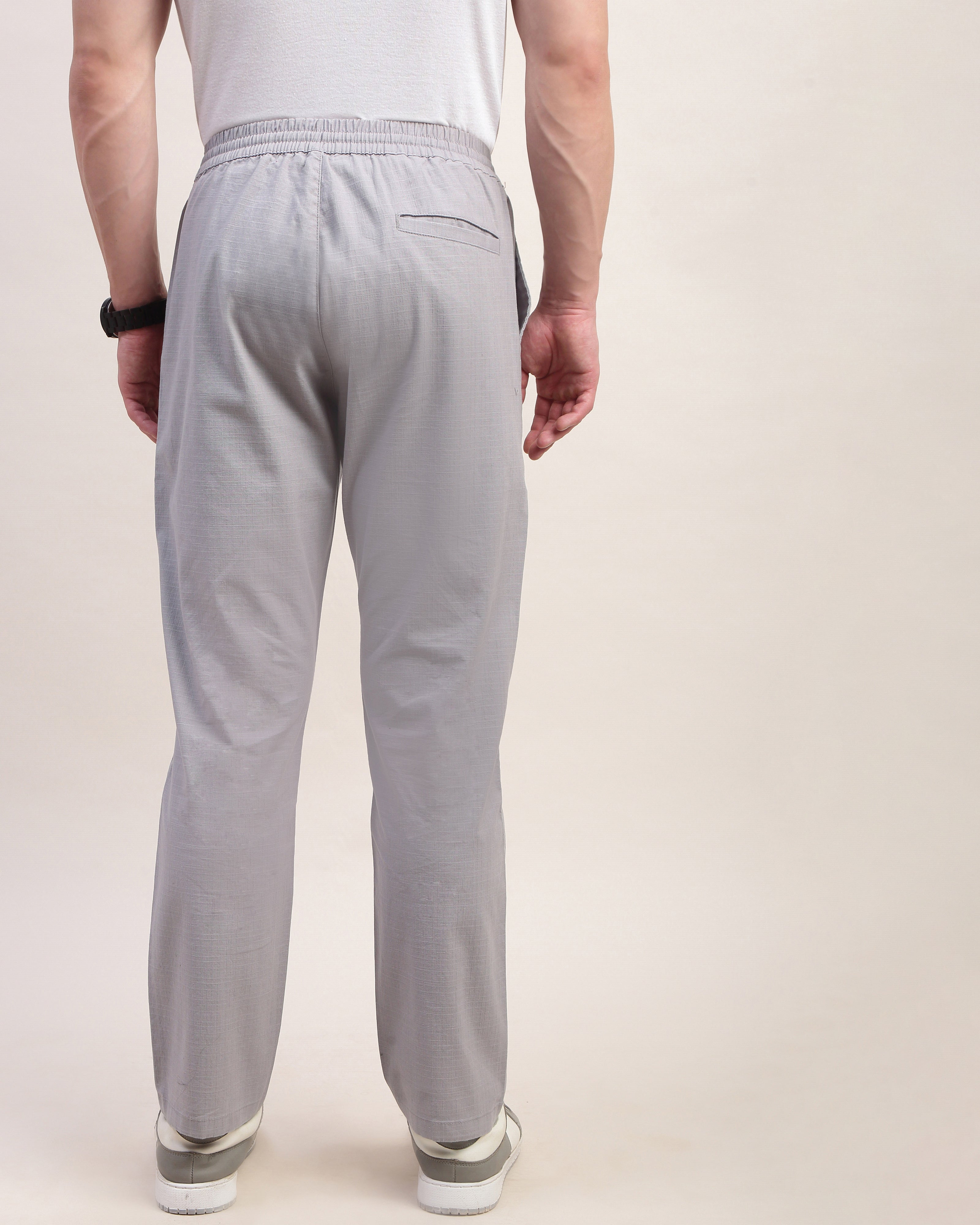 Men Comfort Straight Fit Low-Rise Chinos