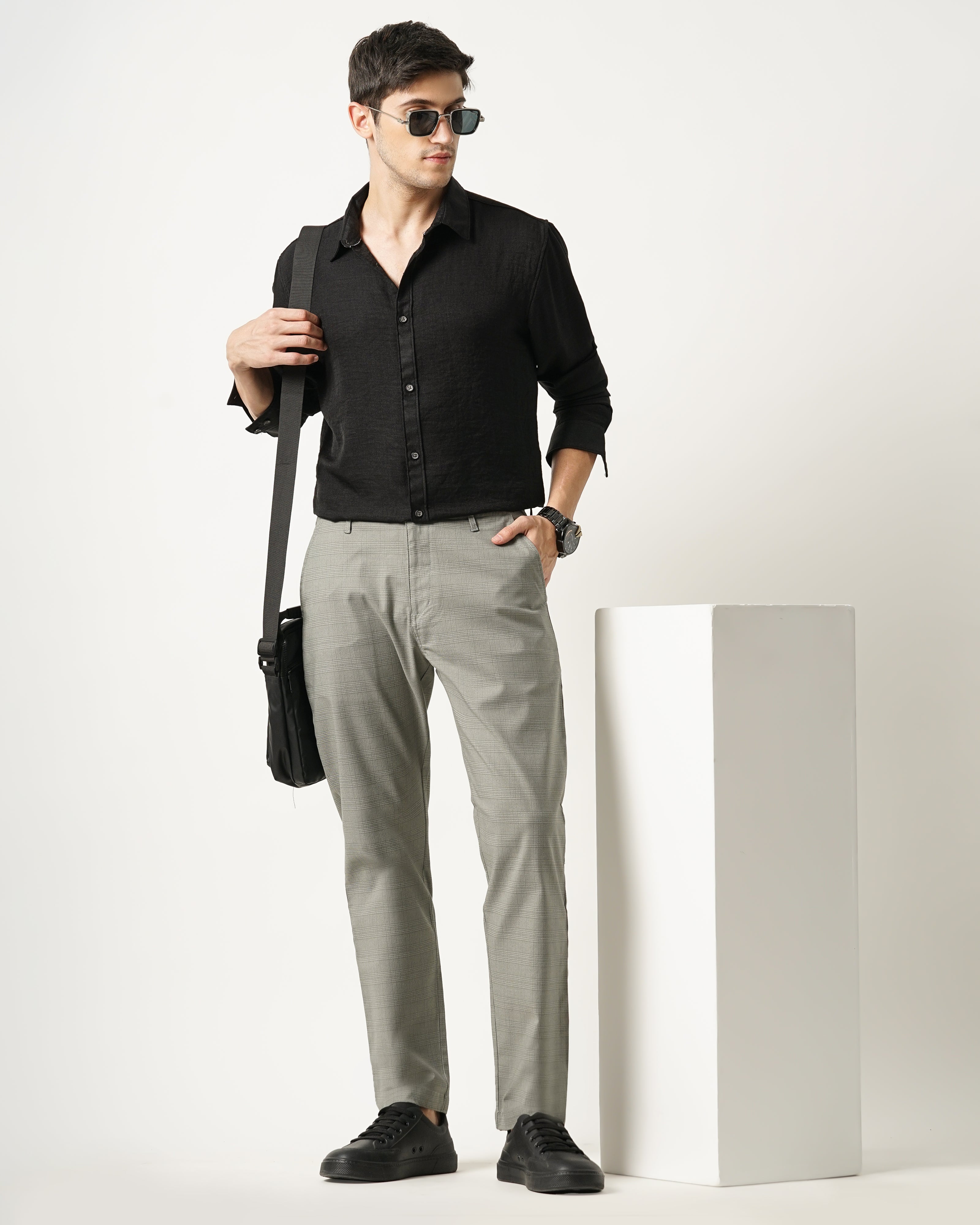 MEN'S REGULAR FIT TROUSERS