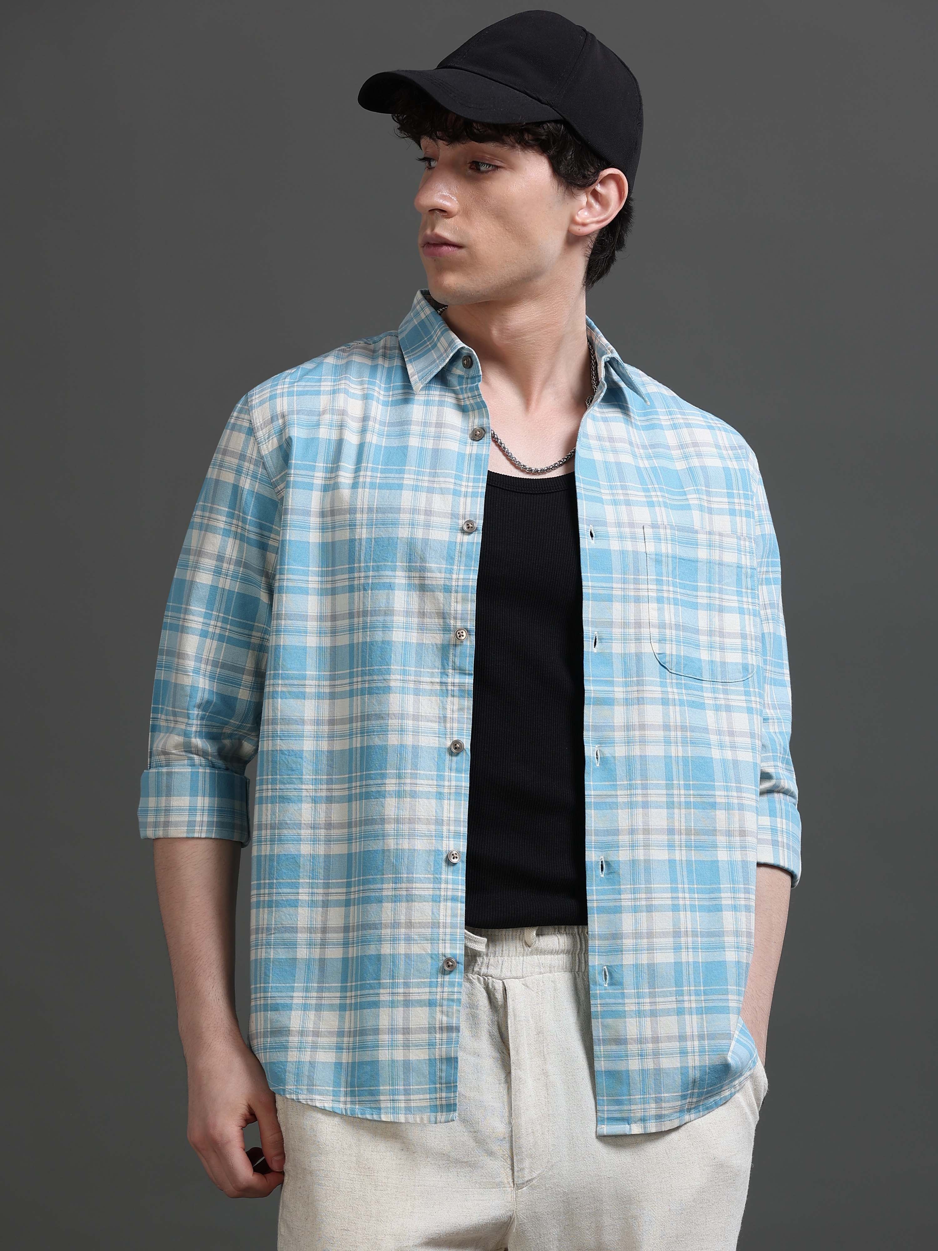 Men Smart Slim Fit Checked Casual Shirt