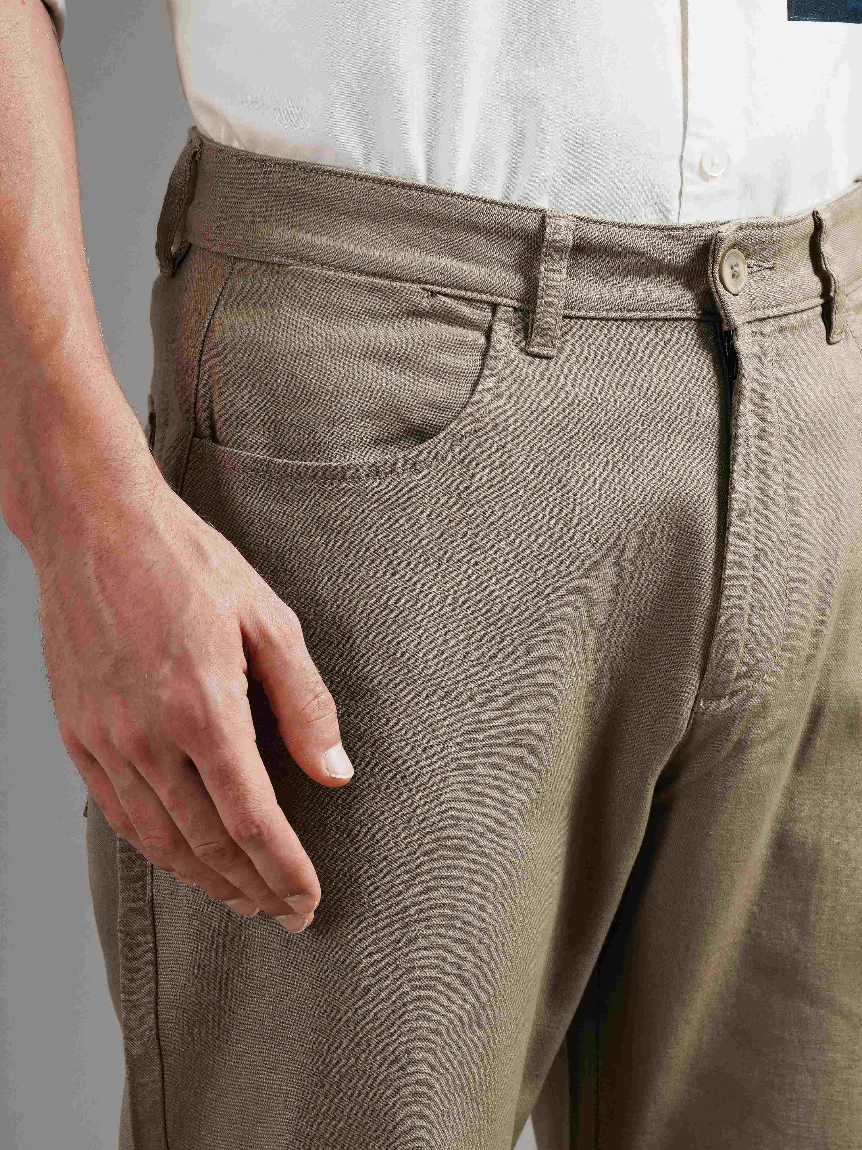 Men Tailored Low-Rise Trousers