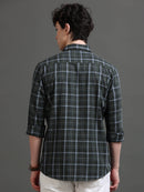 Men Smart Slim Fit Checked Casual Shirt
